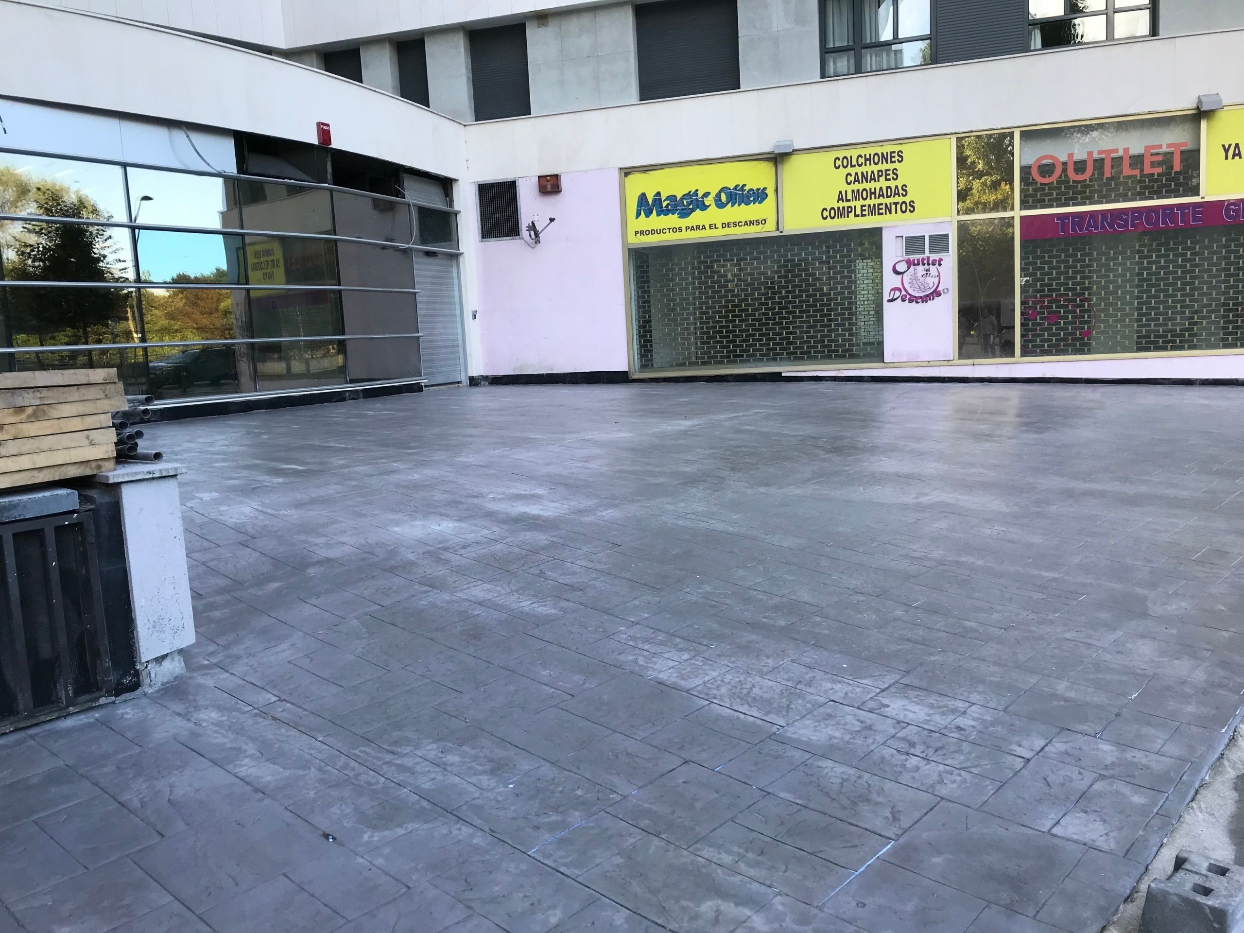 Plaza-despues-actuacion