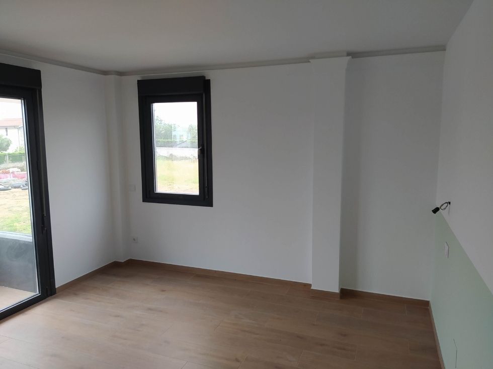 Vivienda-eficiente-Gijon-detalle-interior-suelo-tabiqueria